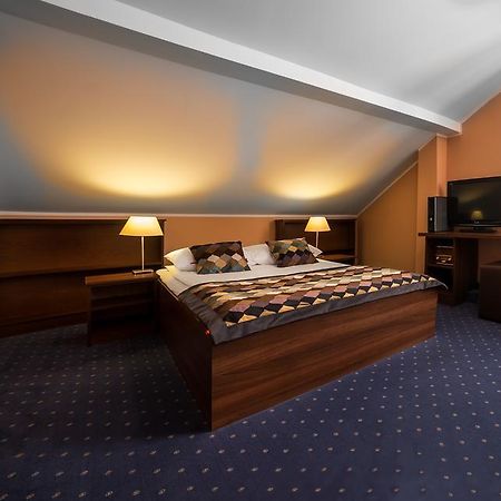 Kolno  Hotel Colnus מראה חיצוני תמונה