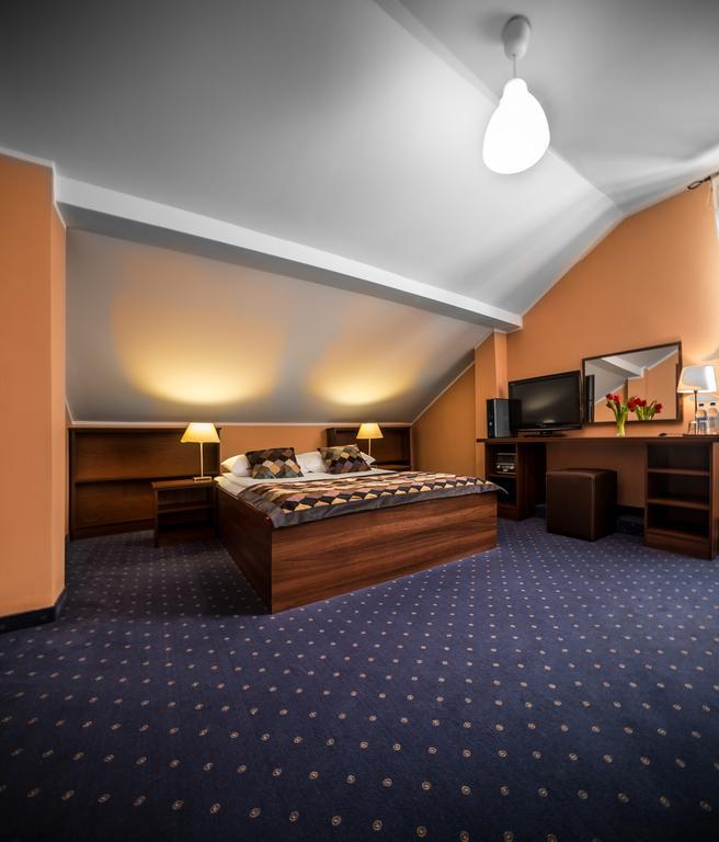Kolno  Hotel Colnus מראה חיצוני תמונה