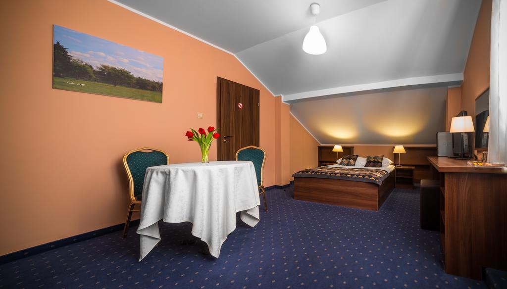 Kolno  Hotel Colnus מראה חיצוני תמונה