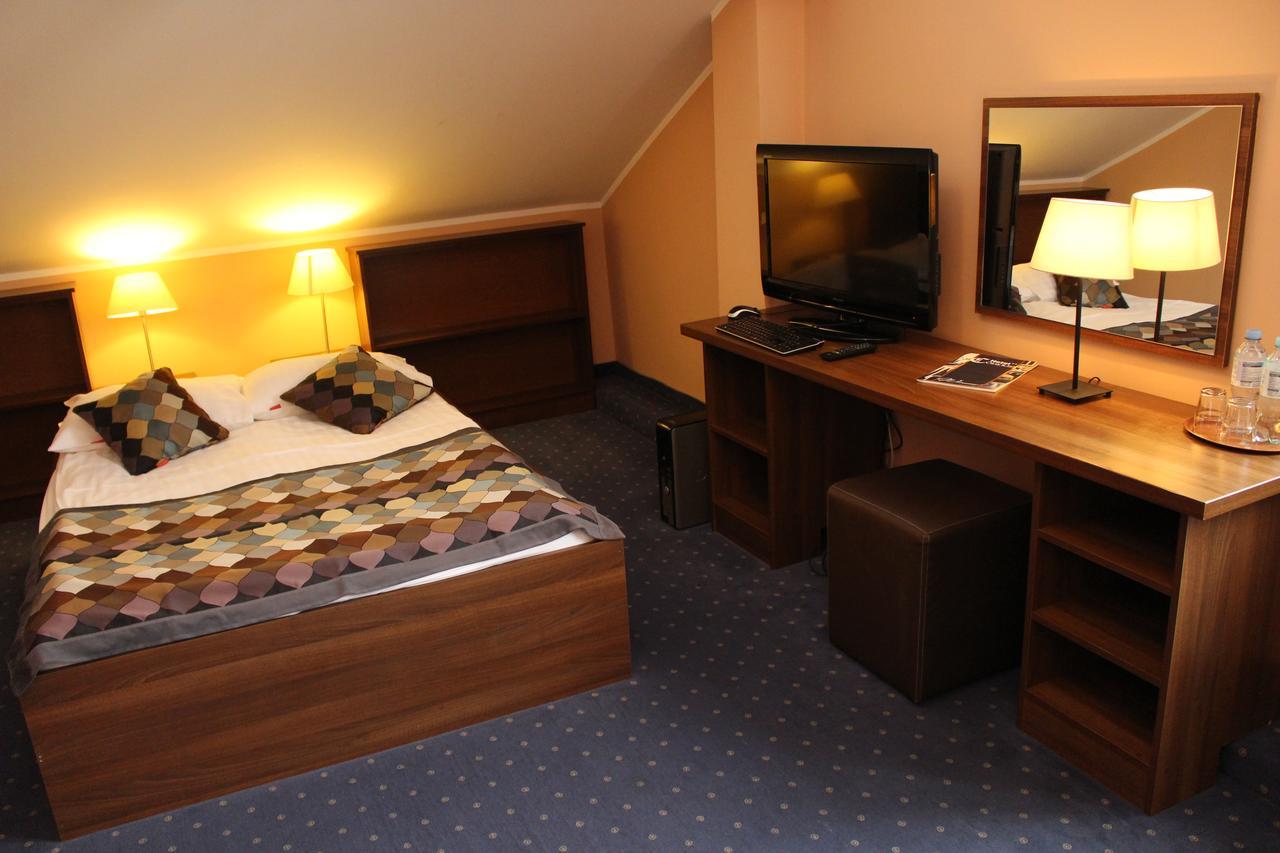 Kolno  Hotel Colnus מראה חיצוני תמונה